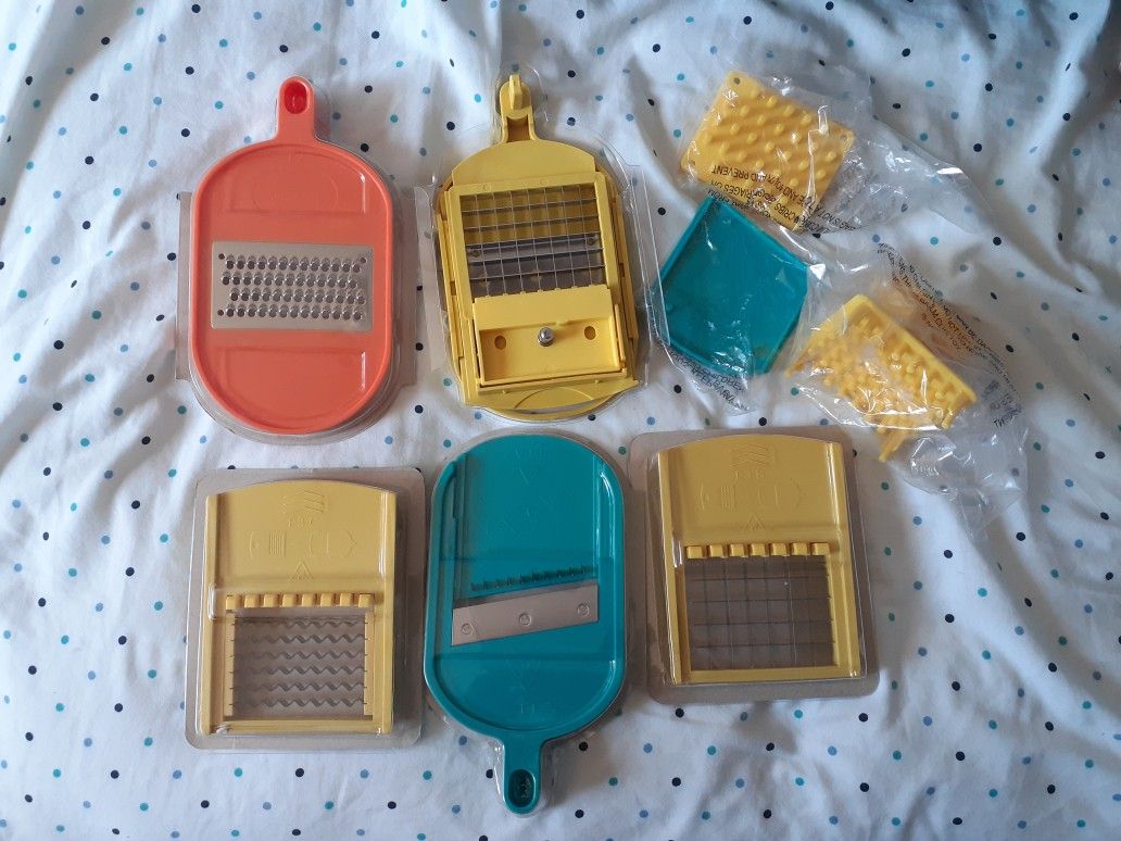 REPLACEMENT BLADES FOR COOK'S ESSENTIALS AND DASH ELECTRIC MANDOLINE