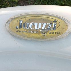Jacuzzi Tub 