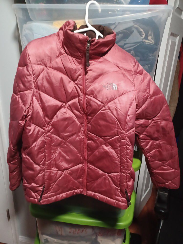 The North Face Ladies Mauve Puffer Jacket Size Med