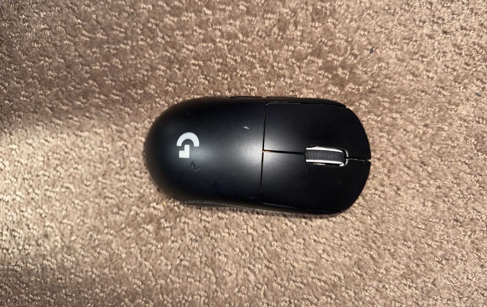 G Pro Wireless Superlight Mouse