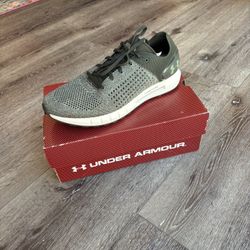 NEW Under Armour Running Shoes