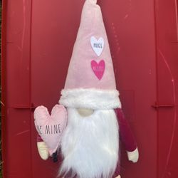 Valentine’s Day Gnome 