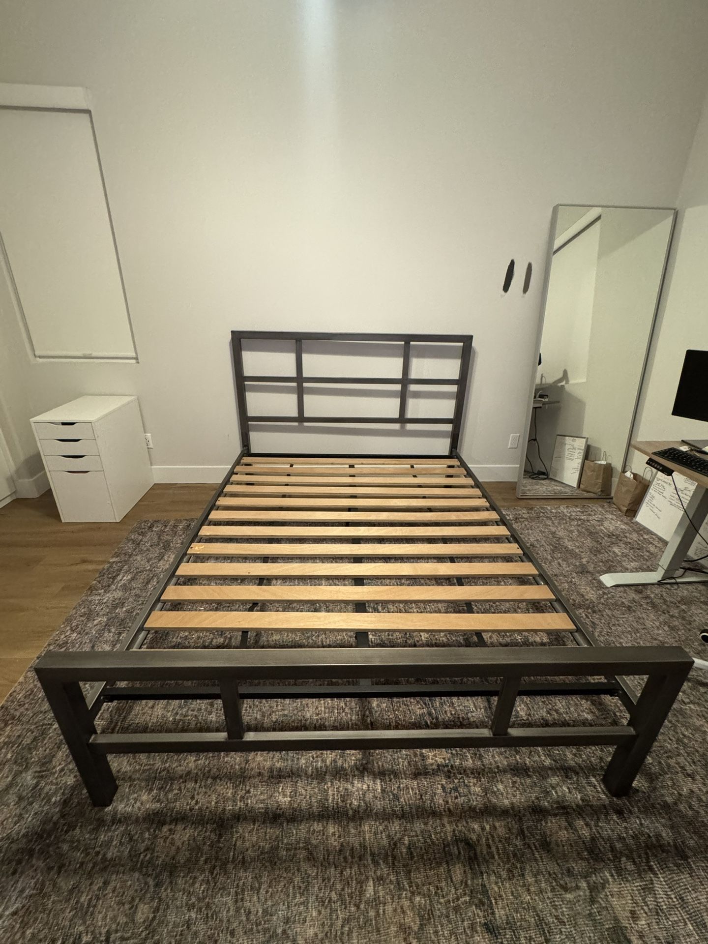 Metal Bed Frame 