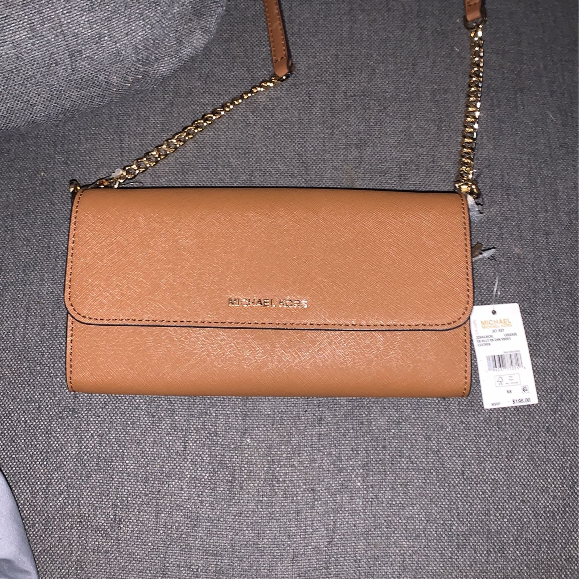 MK purses $100 obo (wont take less then $85)