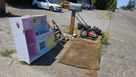 Free 675 D st blaine