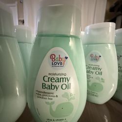 Baby loves Creamy Baby Oil 