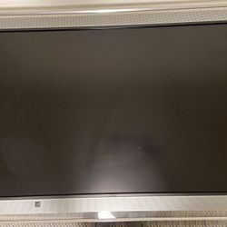 Sony KDL-46XBR2 46" BRAVIA XBR LCD HDTV, w/Remote Nice Picture