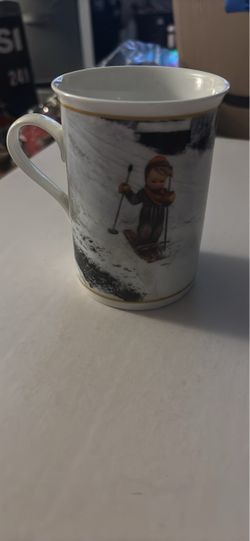 Hummel Porcelain Mug with Skiing Child