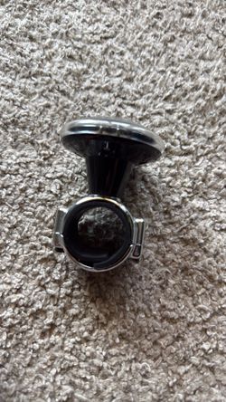 Steering wheel knob
