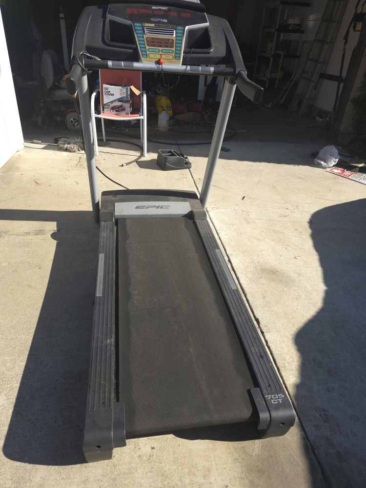 EPIC IFIT TREADMILL 