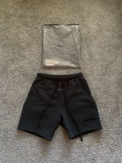 Essentials Shorts Size XL