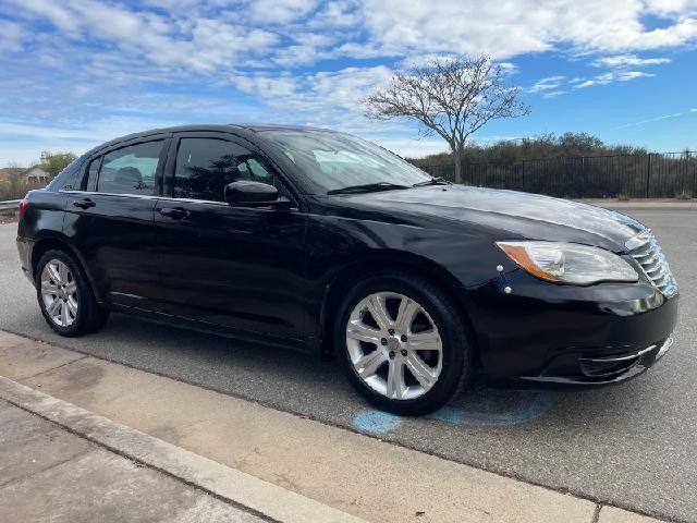 2013 Chrysler 200 For Sale