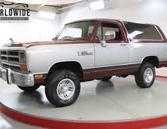 81-93 DODGE RAM150. RAMCHARGER. RAM250. DOOR VENT WINDOWS W FRAME. RAM150
