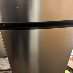 Mini Refrigerator 