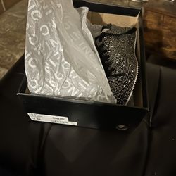 New In Box Size 5 Girls