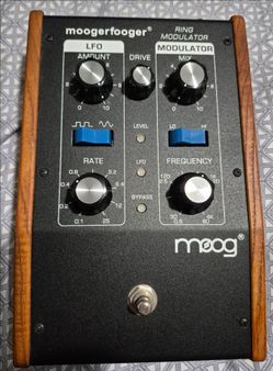 Moog Moogerfooger MF-102 Ring Modulator