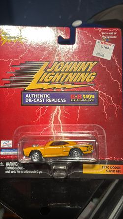Johnny Lightning 1970 Dodge Super Bee Die-Cast