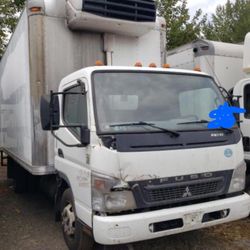 2009 Mitsubishi  Fuso 