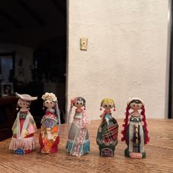 Vintage Lot Of 5 Disneyland "It's A Small World" Kokeshi Dolls 1960s