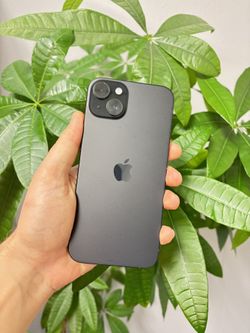 iPhone 15 Plus - Unlocked - 128GB