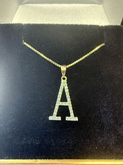 Ladies/Girls Solid 10K/18CTW Box Chain