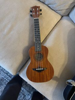 Aklot Ukulele