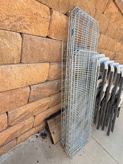 Metal Wire Grid Panel Display Rack