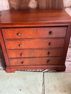 4 drawer office furniture with Amorite