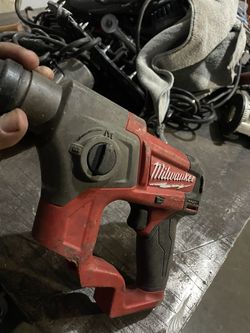 Milwaukee Impact Drill 