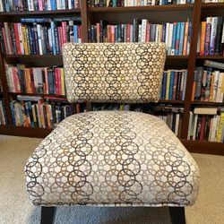 Dania Chair