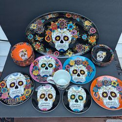 William Sonoma Dia De Los Muertos Dining Set