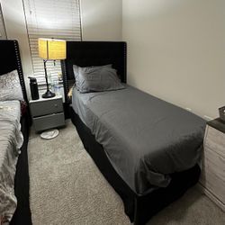 Twin Bed