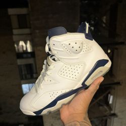 Jordan Retro 6 Midnight Navy 2022 (size 10.5)