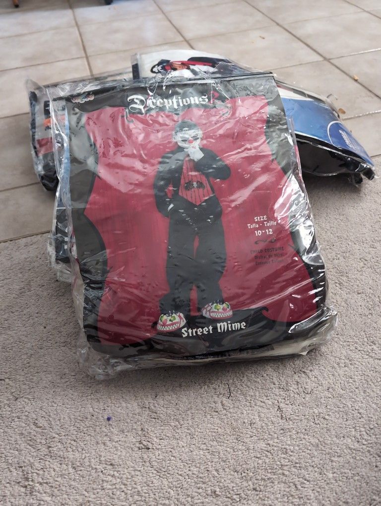 Deceptions 2 Street Mime Size 10-12