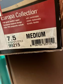 Women’s Golf Shoe 7.5