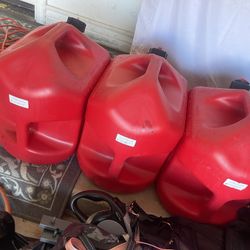 5 Gallon Gas Jugs X3