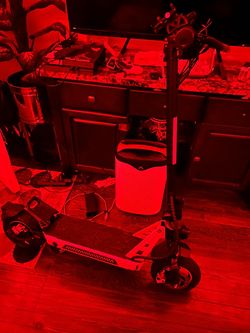 Electric scooter go up to like 35 mph