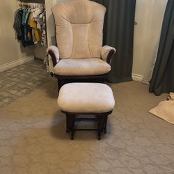Glider & Ottoman