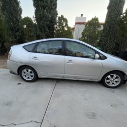 2004 Toyota Prius