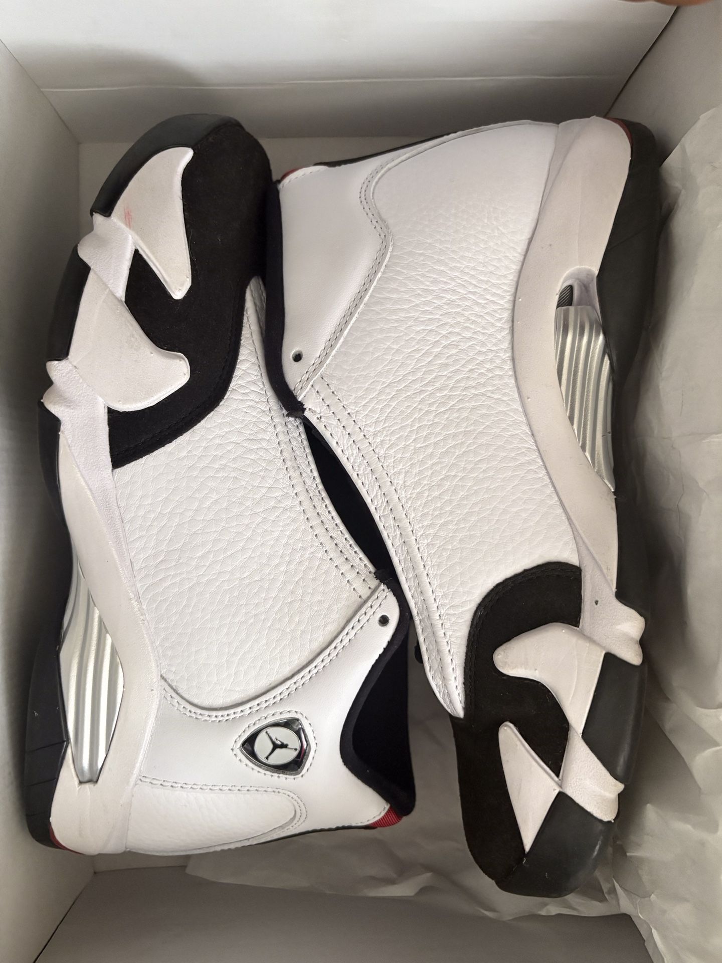 Black Toe Men’s size 8 -NO TRADES
