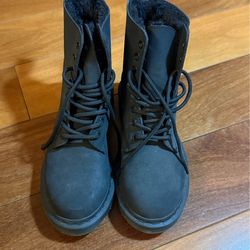 Dr.Martens 1460 Women’s Faux Fur Lined Boots