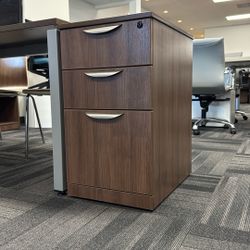 File Cabinet | Mobile