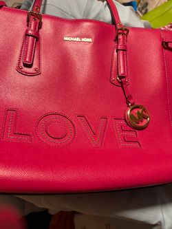 large  mk purse like new