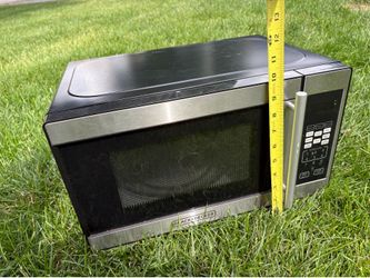 Mini microwave for college door Mini microwave for