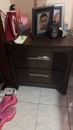 Recamara Queen casi Nueva