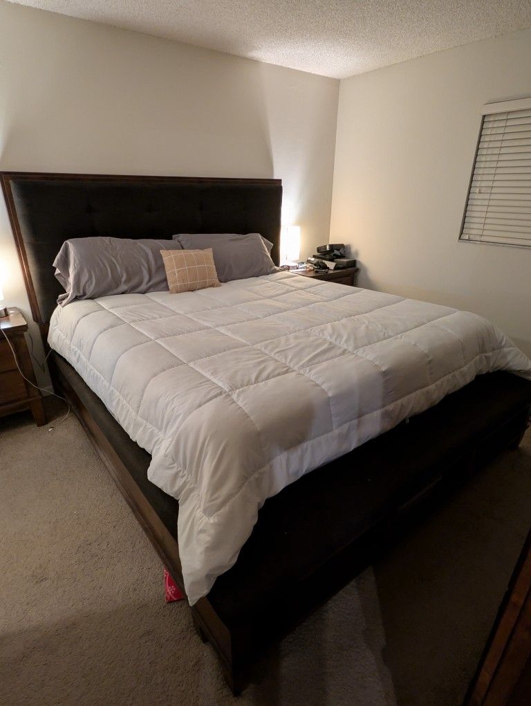 King Size Bedroom Set