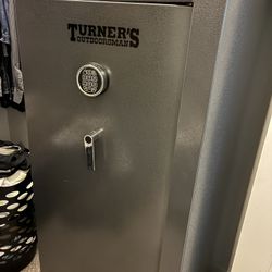 Turners Safe 
