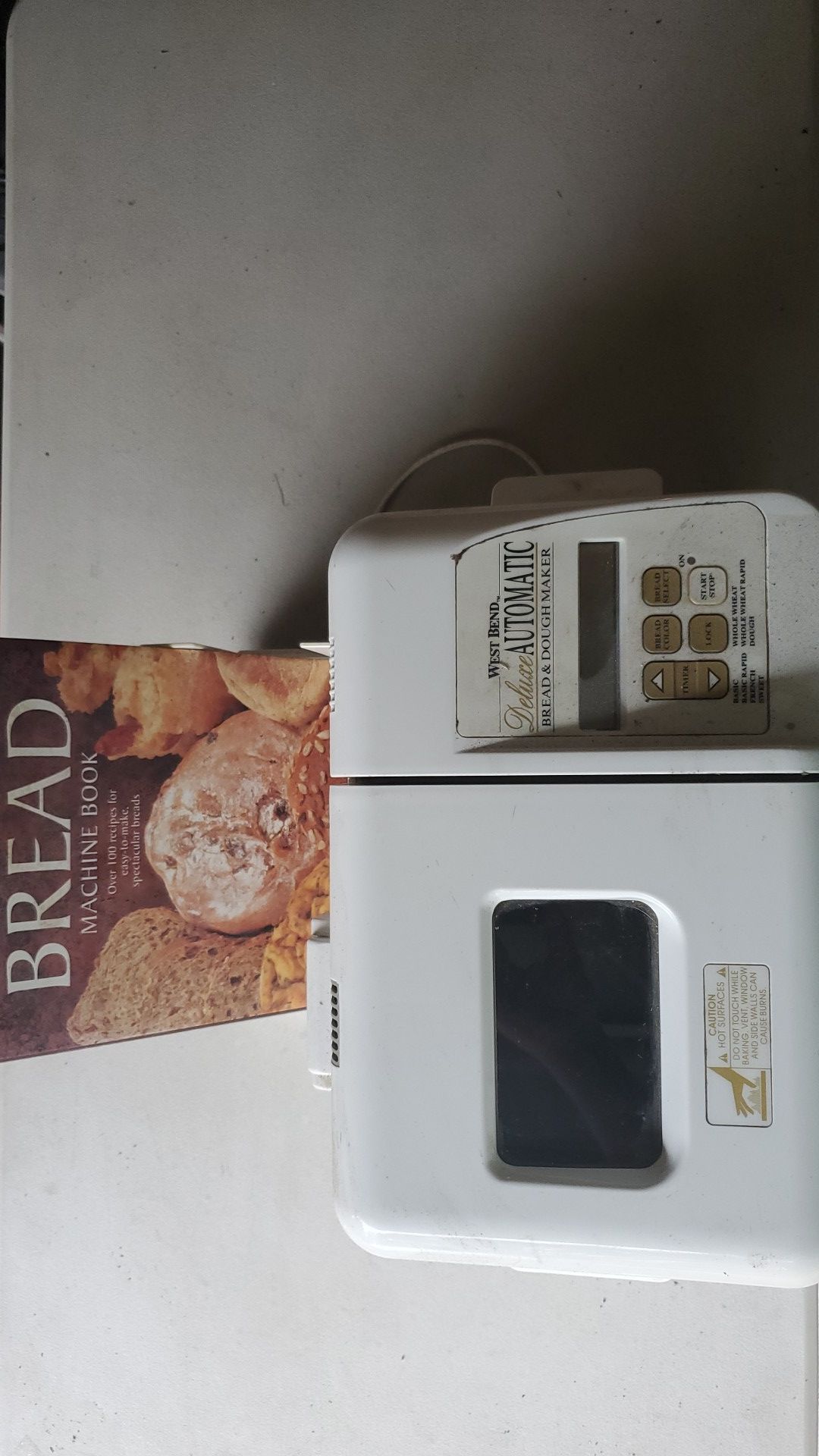 West Bend Bread and Dough Maker w sliccer & book