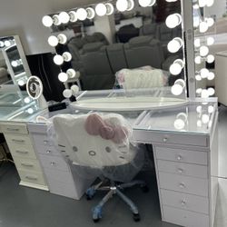 VANITIES!!!!