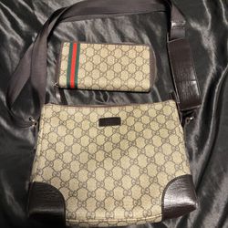 Gucci Wallet And Purse 
